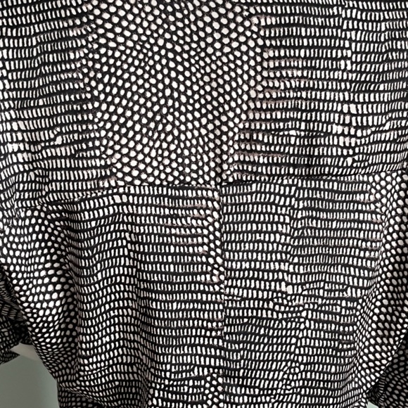 BCBG MaxAzria Black/White Polkadot Belted Short Romper/Jumpsuit S - Picture 5 of 14